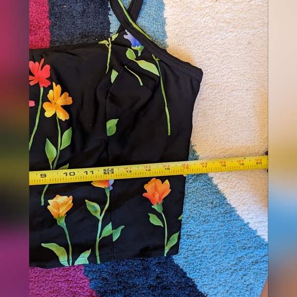 Y2K Cropped Floral Swim Top - Picture 5 of 9